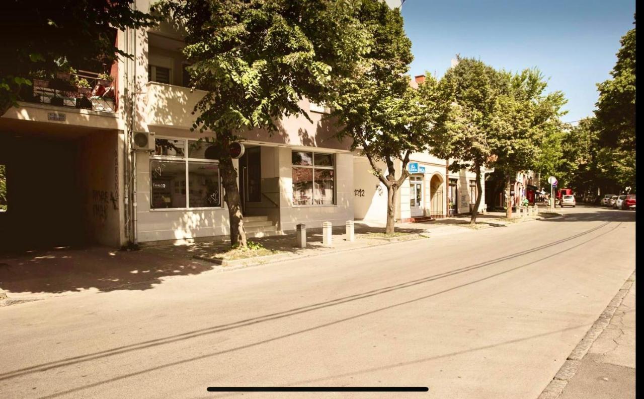 Studio5, Sa Parkingom, Centar Obrenovca Obrenovac  Екстериор снимка